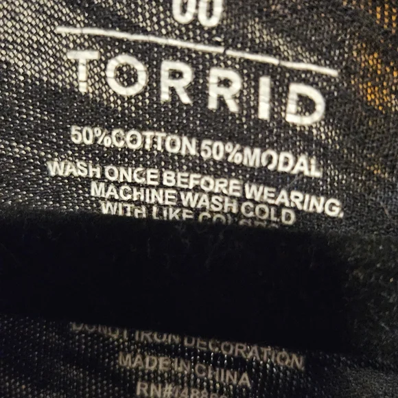 Torrid Black Tank Top with‎ Floral Anchor Design - Picture 3 of 4